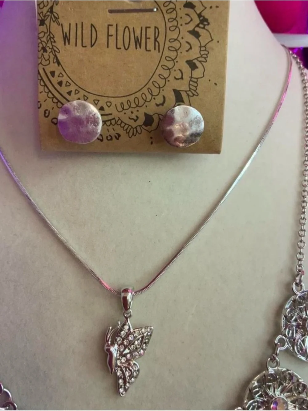 Wildflowers Silver Necklace Set with Multi-Colored Crystal Disks (Z-12)
